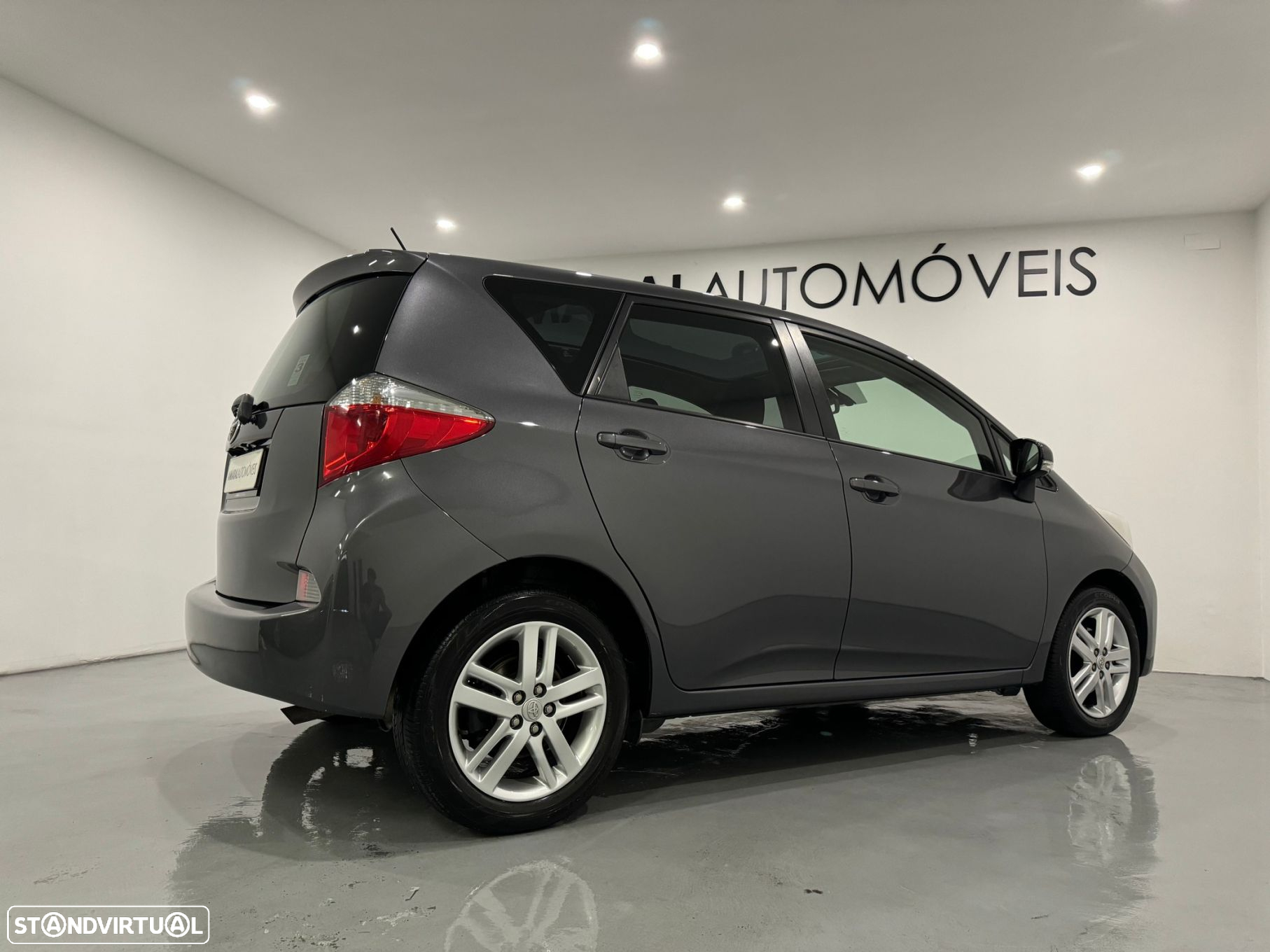 Toyota Verso-S 1.4 D-4D Exclusive - 26