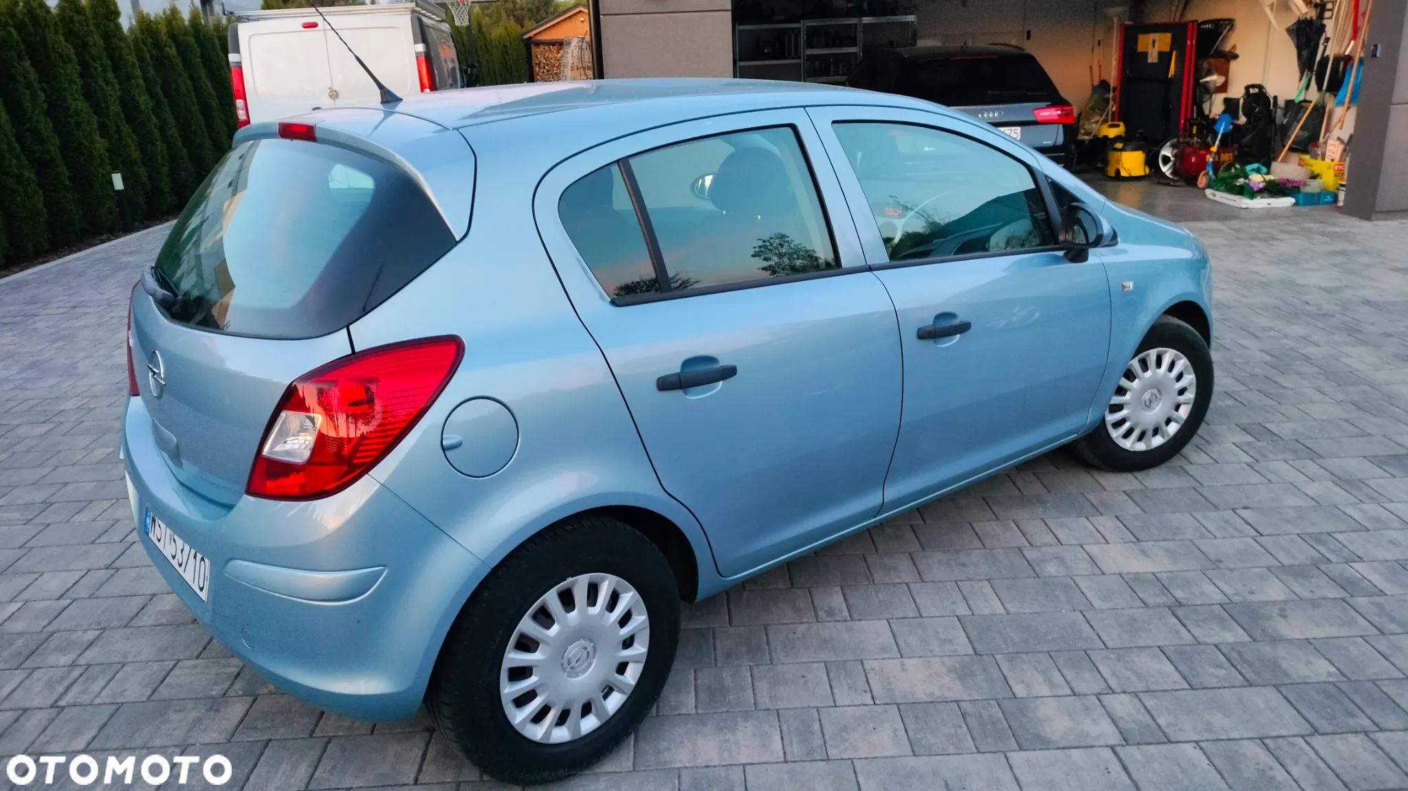 Opel Corsa 1.2 16V - 24