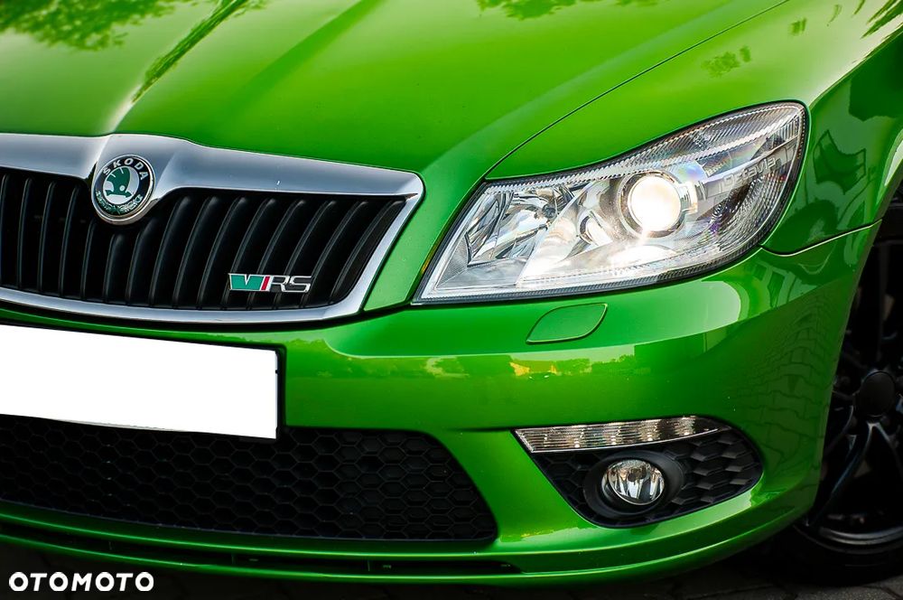 Skoda Octavia 2.0 TSI RS - 30