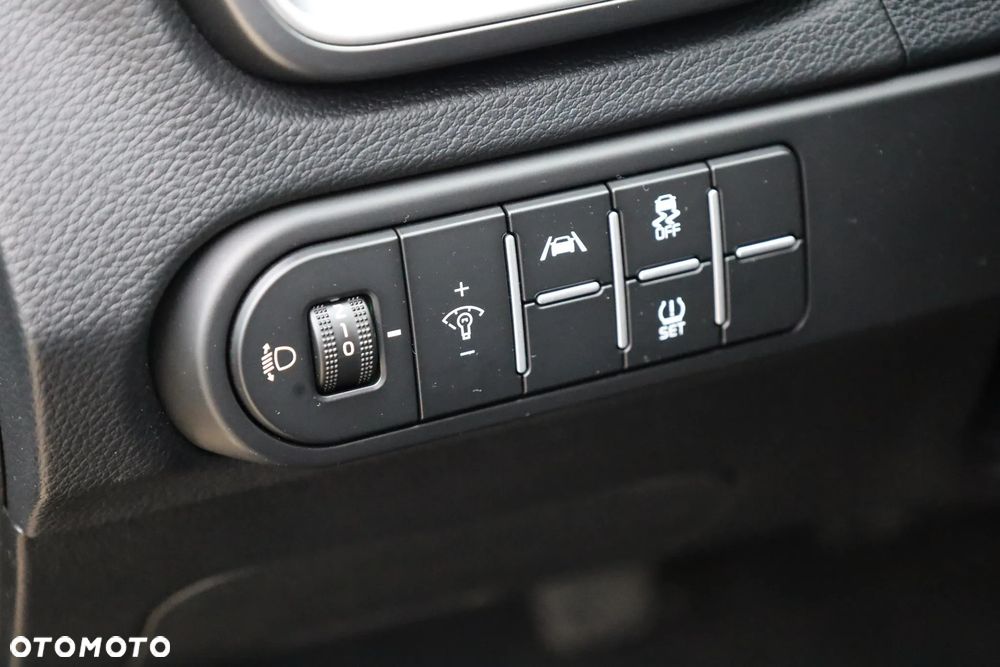 Kia Ceed 1.5 T-GDI M - 25