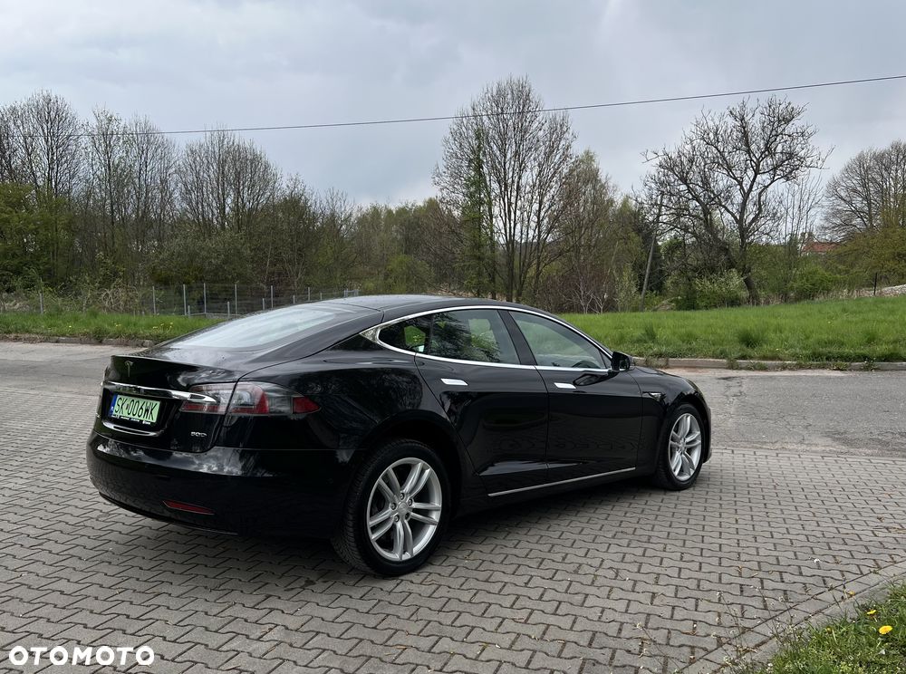 Tesla Model S Standard - 5