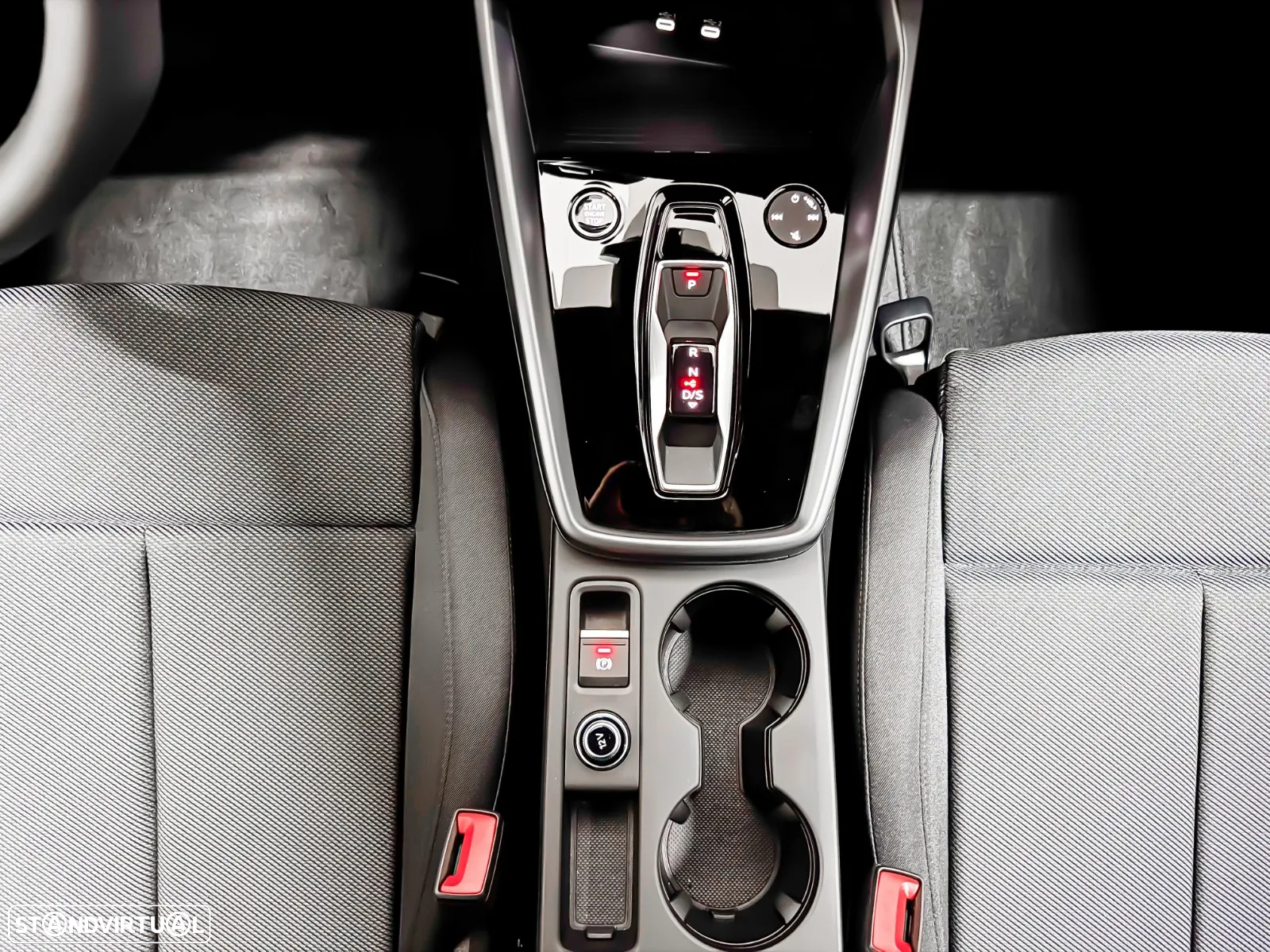 Audi A3 Limousine 30 TFSI Advanced S tronic - 21