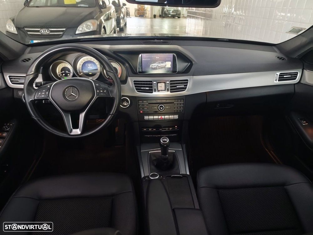 Mercedes-Benz E 220 BlueTEC Avantgarde - 14