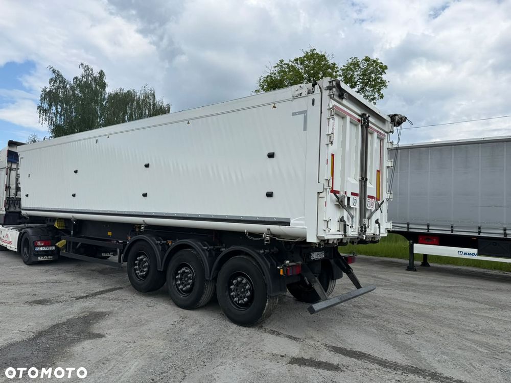 Schmitz Cargobull - 3