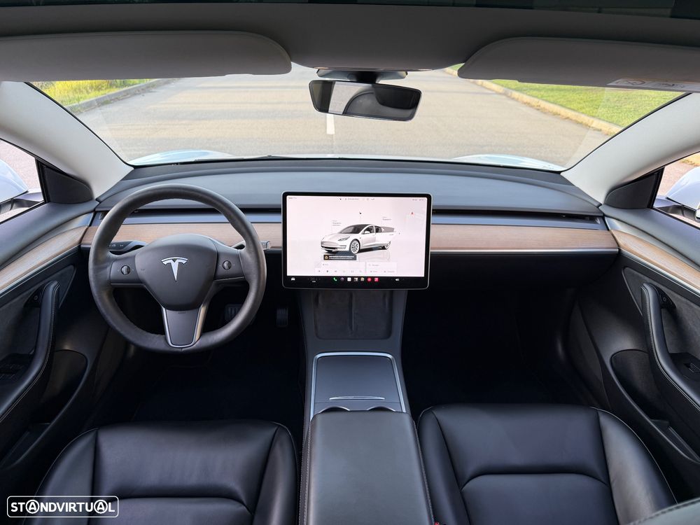 Tesla Model 3 Standard Range Plus RWD - 24