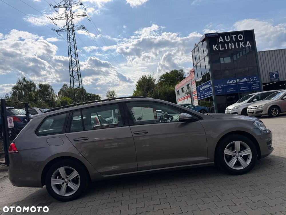 Volkswagen Golf 1.6 TDI Comfortline - 8