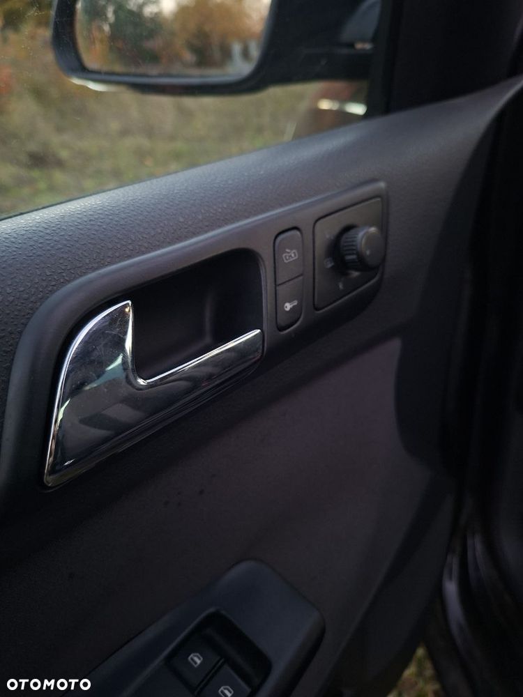 Volkswagen Polo - 9