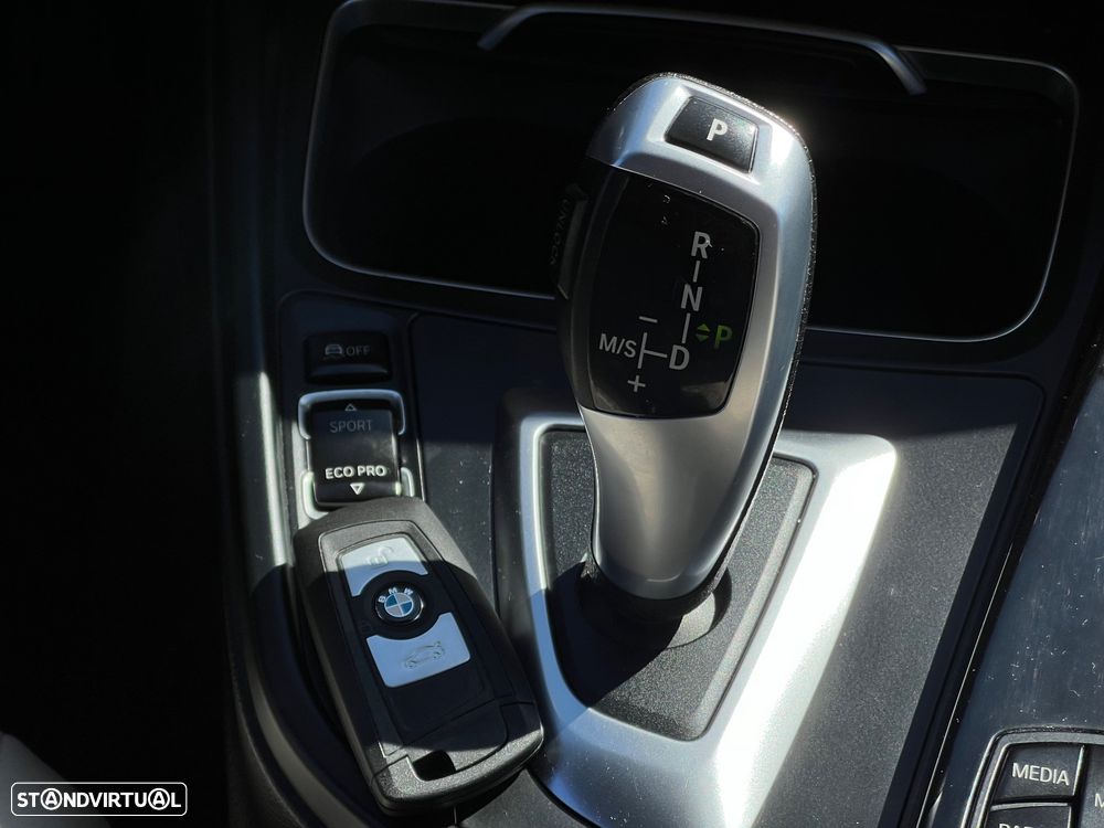 BMW 318 d Advantage Auto - 21