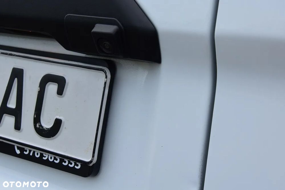 Ford TRANSIT CUSTOM 300 L2H1 - 14