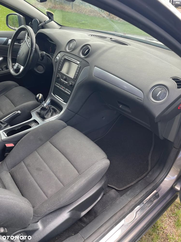 Ford Mondeo 2.0 TDCi Titanium - 13