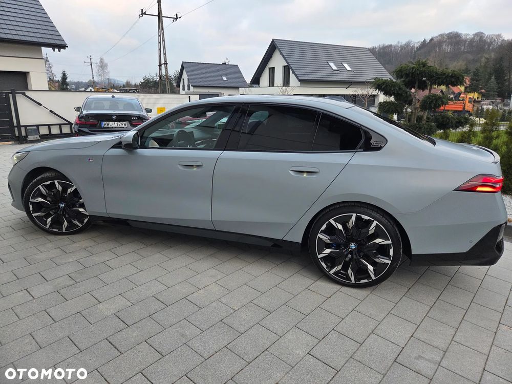 BMW Seria 5 520d xDrive mHEV M Sport - 23