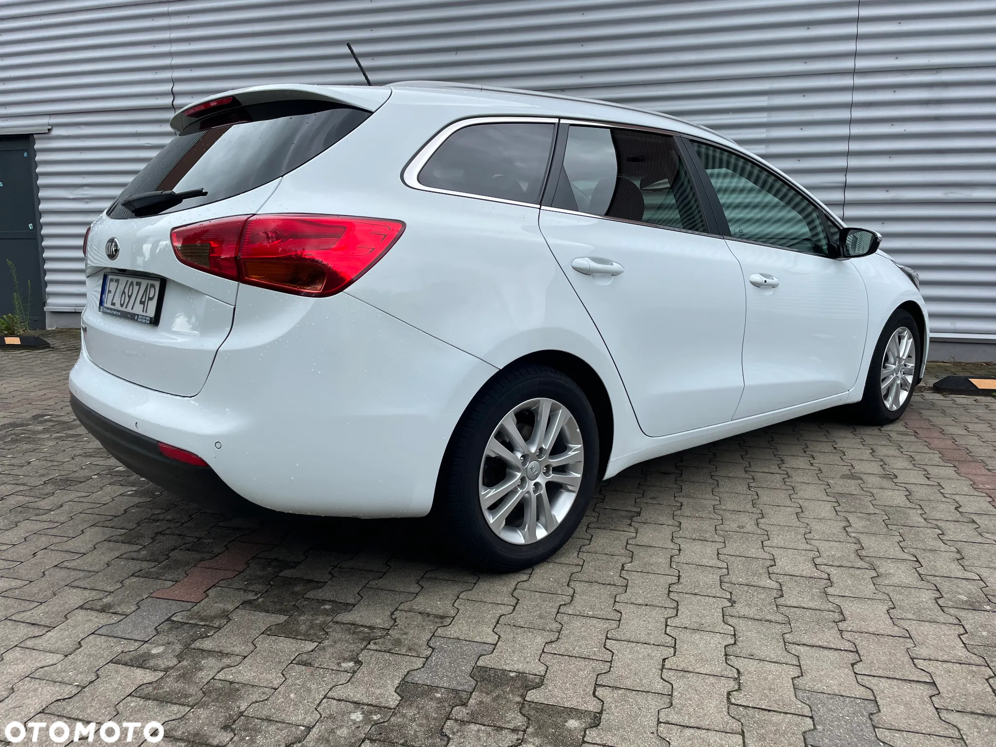 Kia Ceed Cee'd 1.6 GDI XL DCT - 17