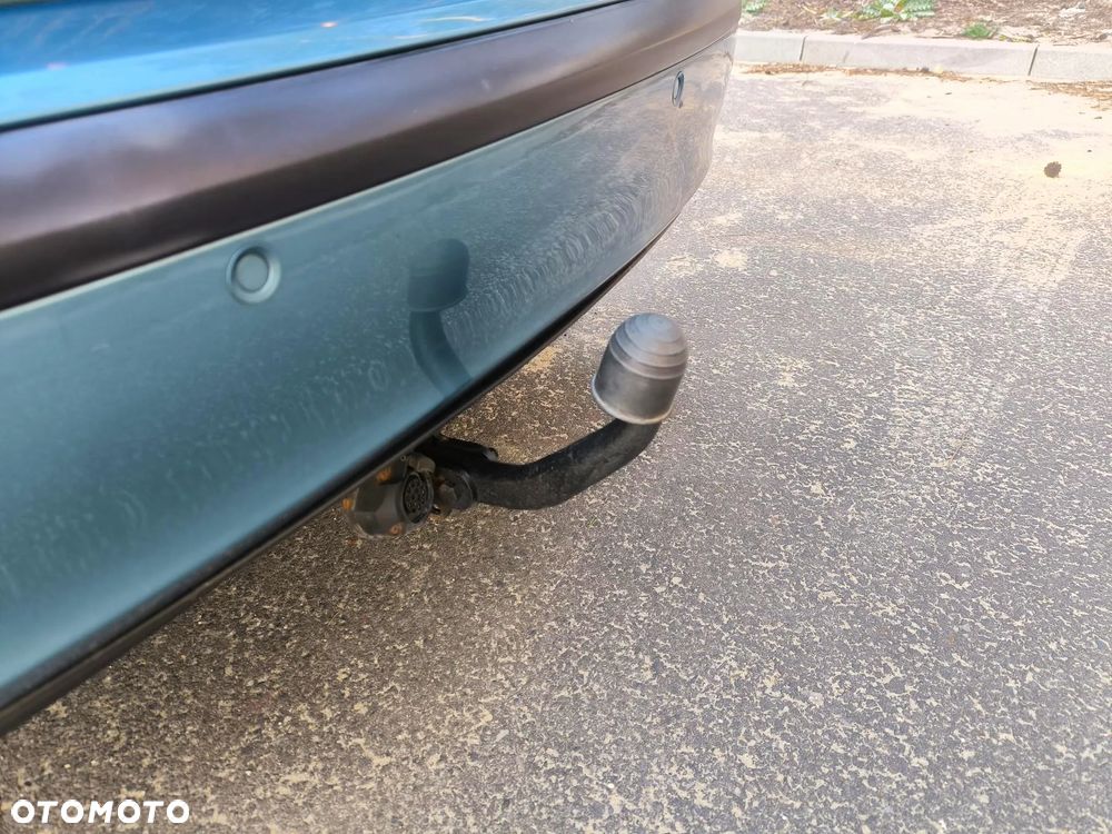 Skoda Octavia 1.6 Combi Ambiente - 26