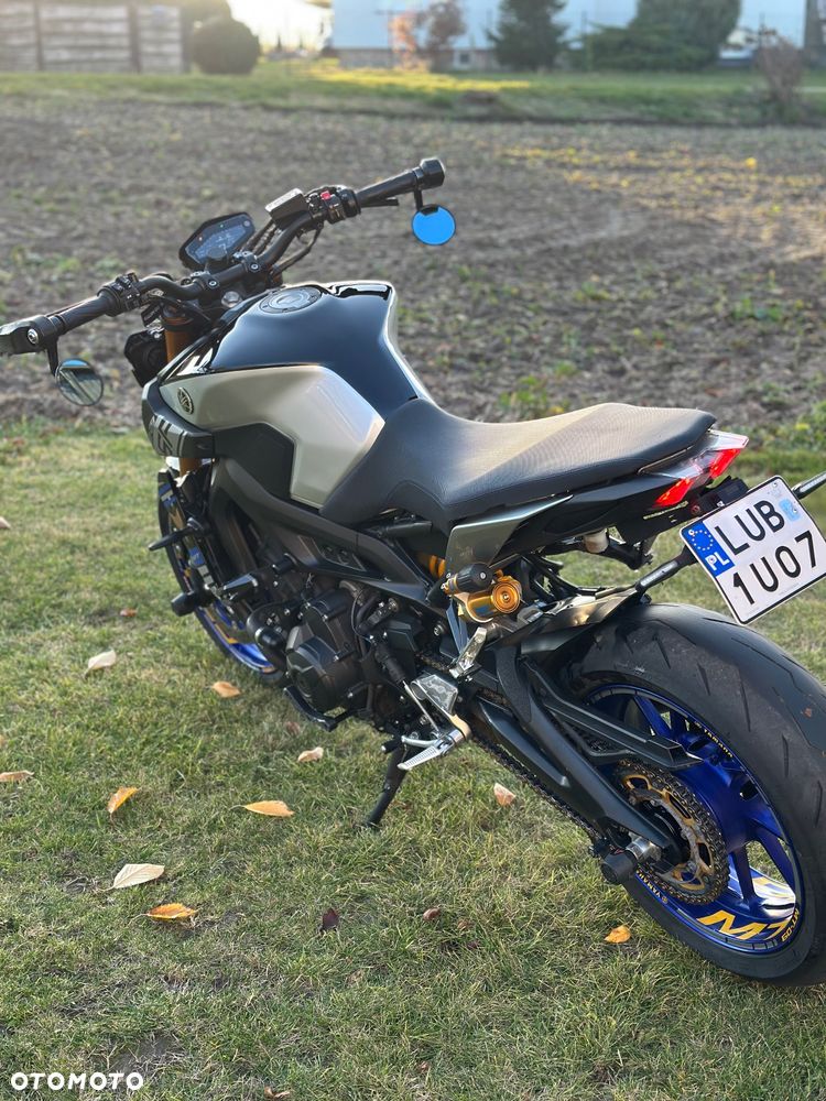 Yamaha MT - 8