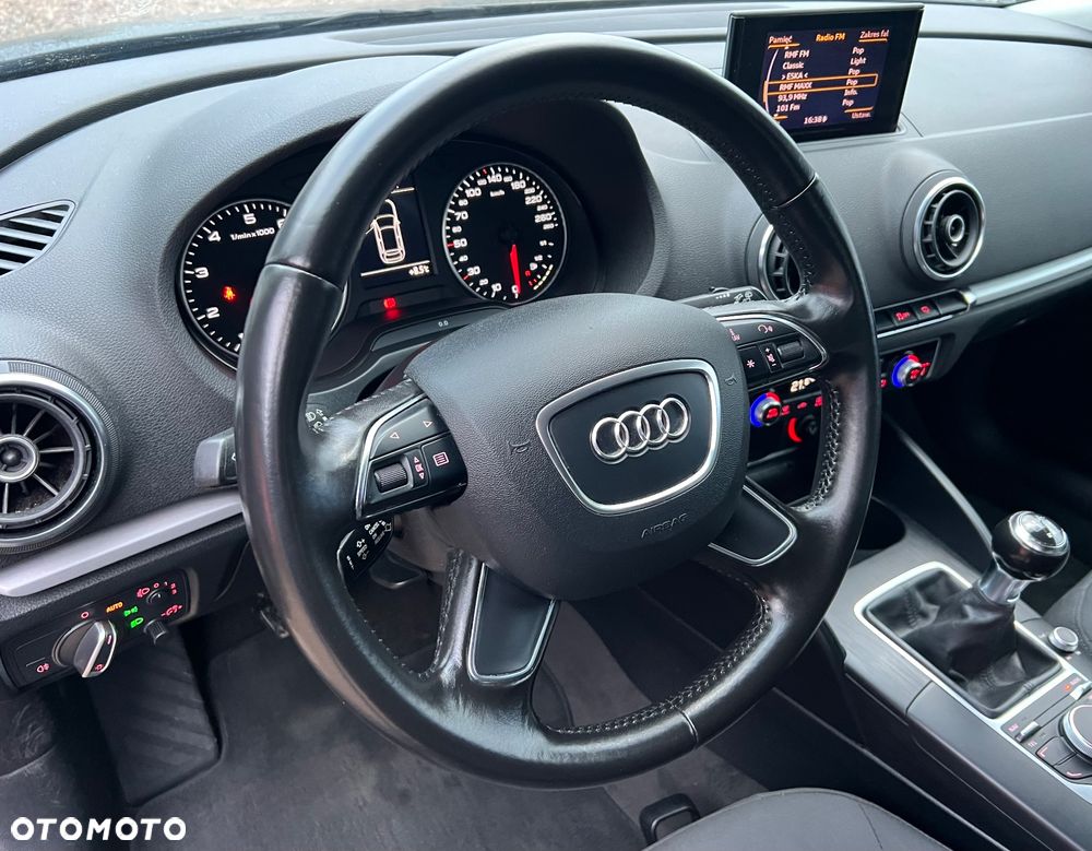Audi A3 Sportback - 16