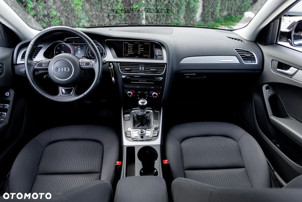 Audi A4 Avant 2.0 TDI DPF quattro Attraction - 26