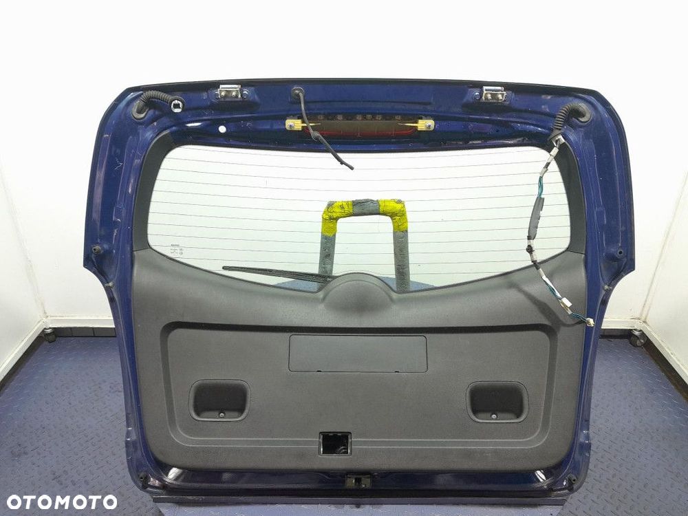 TOYOTA COROLLA VERSO II 04- TYLNA KLAPA BAGAŻNIKA 8Q4 - 12