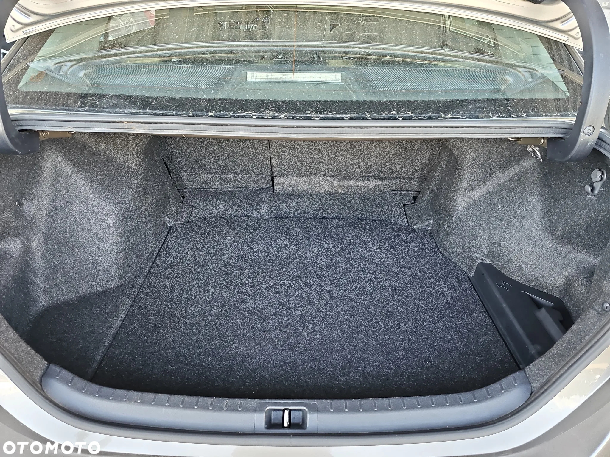 Toyota Corolla 1.6 Comfort - 15