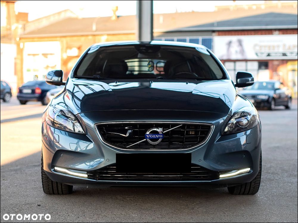 Volvo V40 2012 photo 3