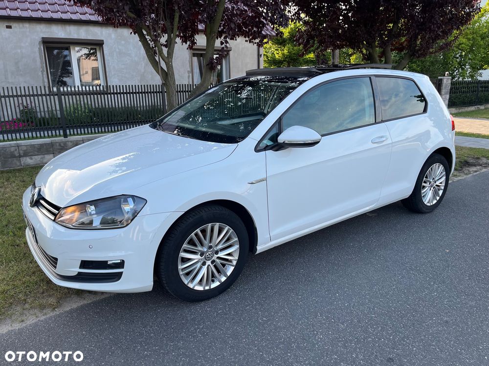 Volkswagen Golf 1.2 TSI BlueMotion Technology Cup - 26