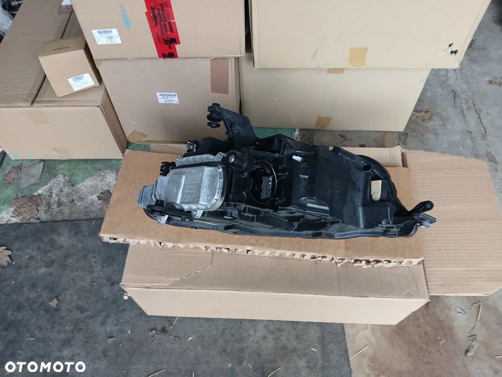 Lampy T-Roc 2GA.941.035.AH i  2GA.941.036.AP - 15