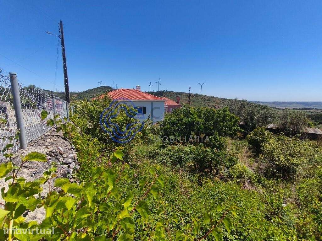 Terreno urbano em Fanhões para moradia isolada - Grande imagem: 3/7