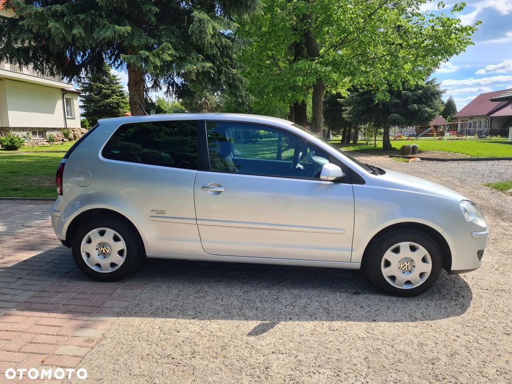Volkswagen Polo - 8