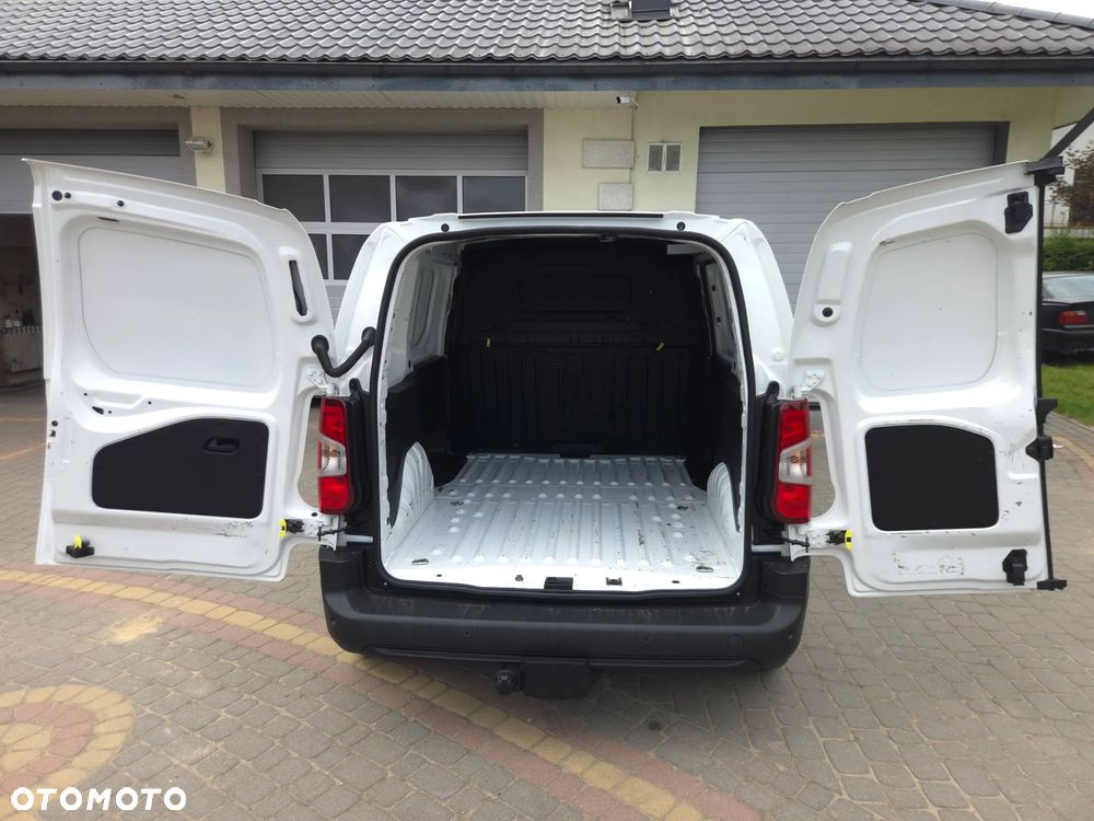 Peugeot Partner FlexCab L2 EHZ S&S Pro - 23