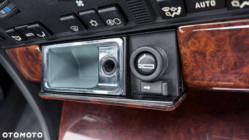 BMW Seria 7 730iL - 23