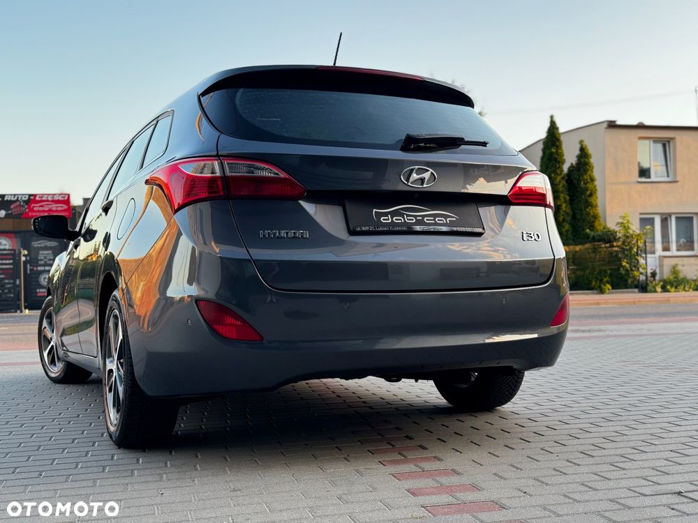 Hyundai i30 1.4 Passion Plus - 17