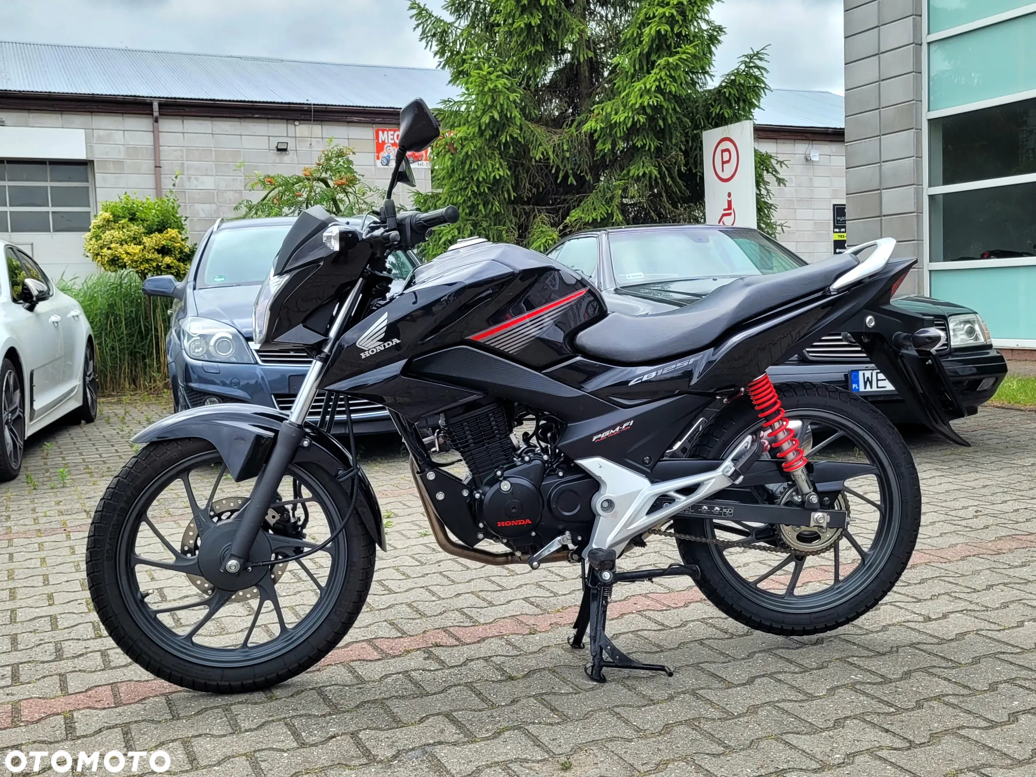 Honda CBF - 11