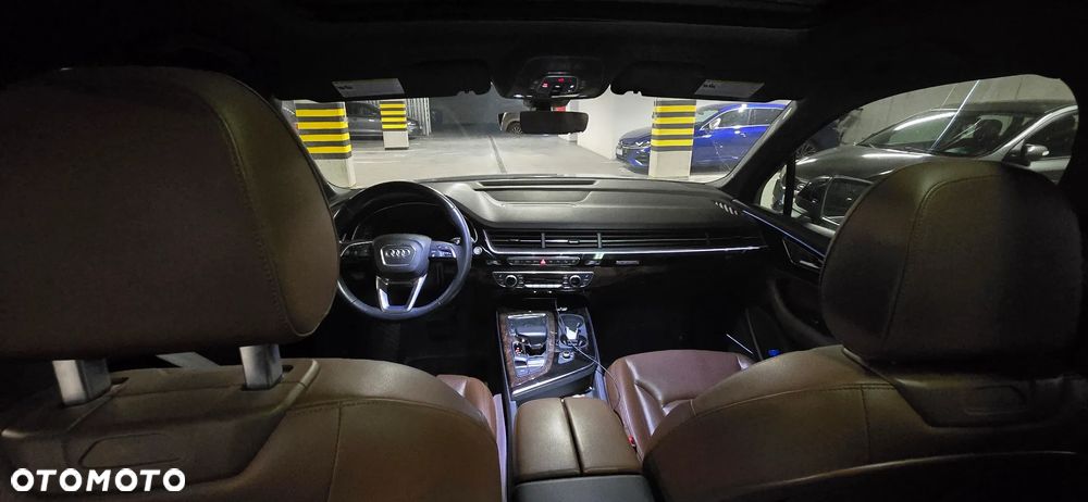 Audi Q7 55 TFSI quattro tiptronic - 11