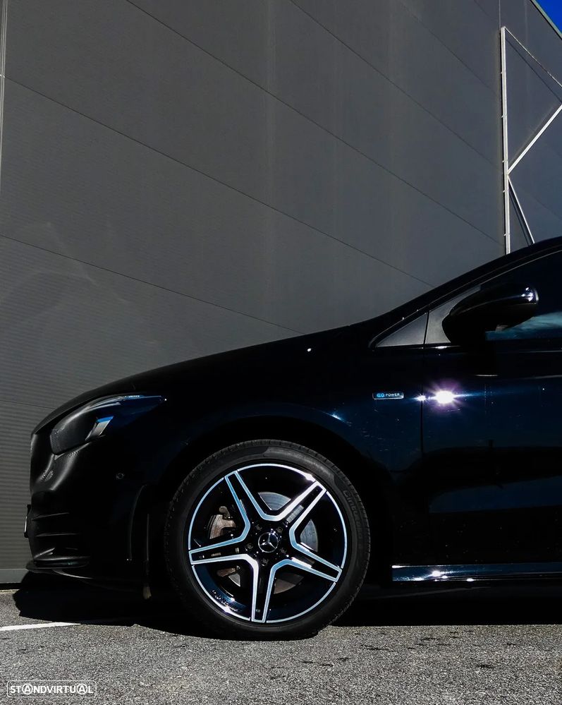 Mercedes-Benz B 250 e AMG Line - 2