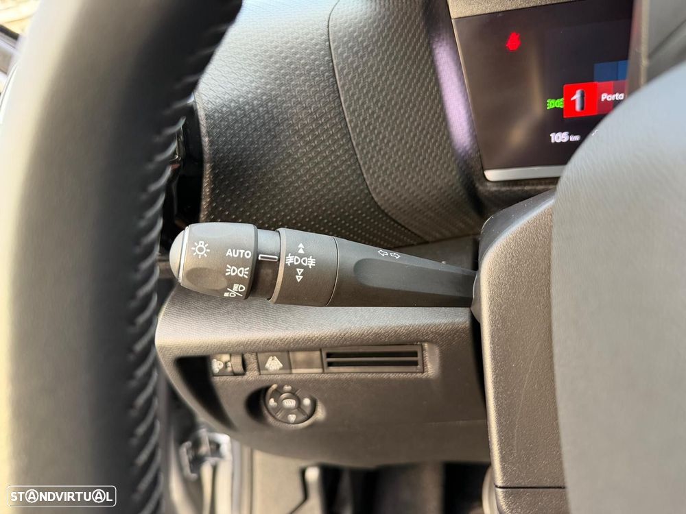 Citroën C4 1.2 PureTech Shine - 19