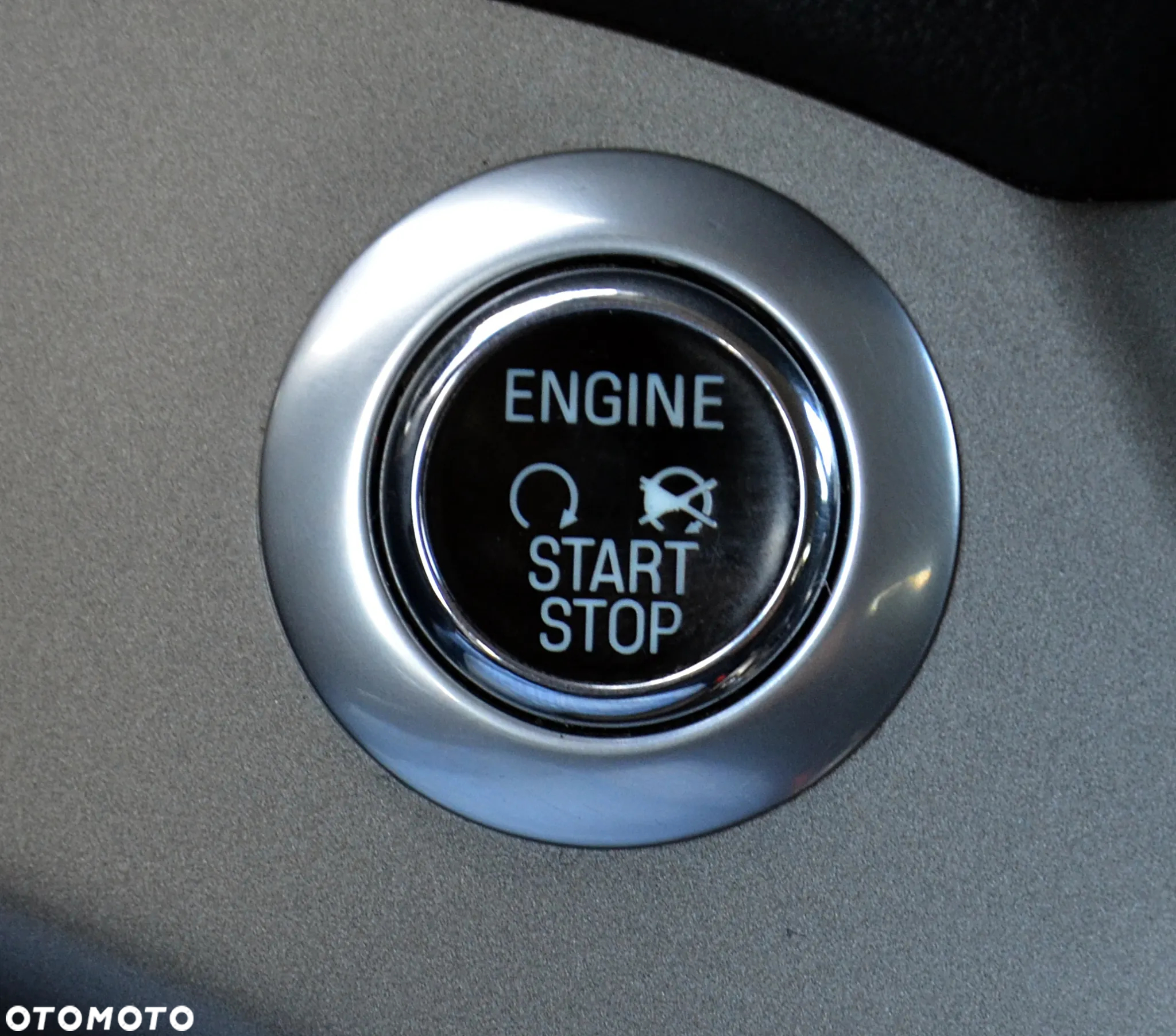Ford Kuga 2.0 TDCi 2x4 SYNC - 19
