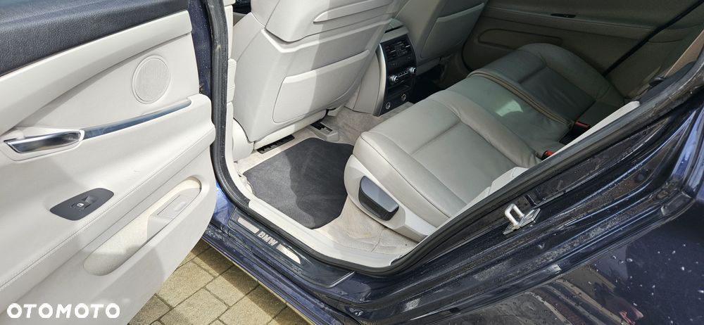 BMW 5GT 535d xDrive - 14
