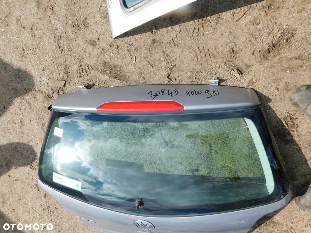 vw volkswagen polo 9N klapa nr 30845 WYSYŁKA - 2