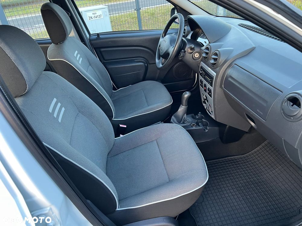 Dacia Logan - 6