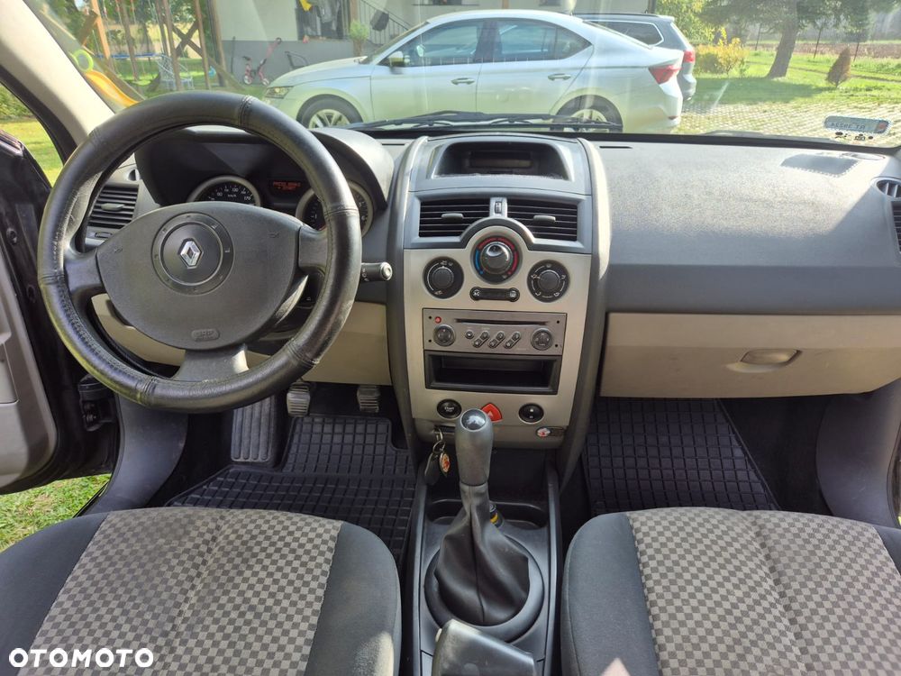 Renault Megane 1.6 Confort Authentique - 13