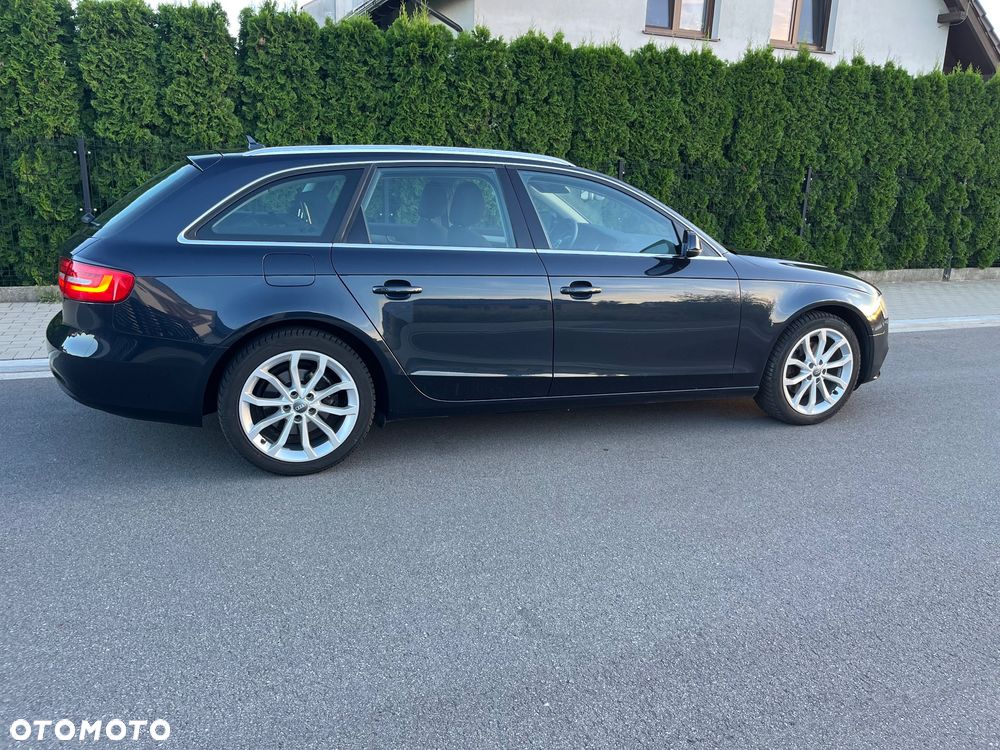 Audi A4 Avant - 14