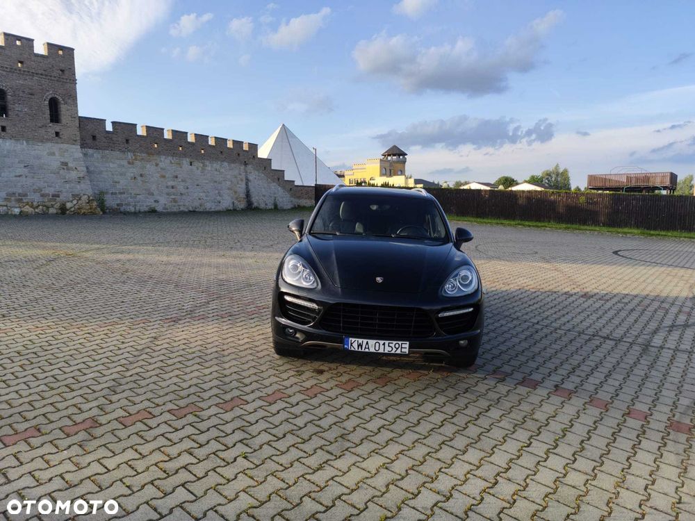 Porsche Cayenne - 8
