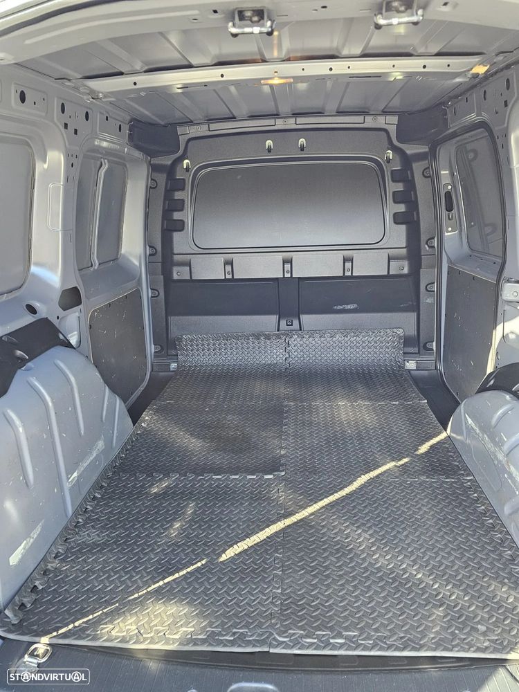VW Caddy 2.0 TDI - 7