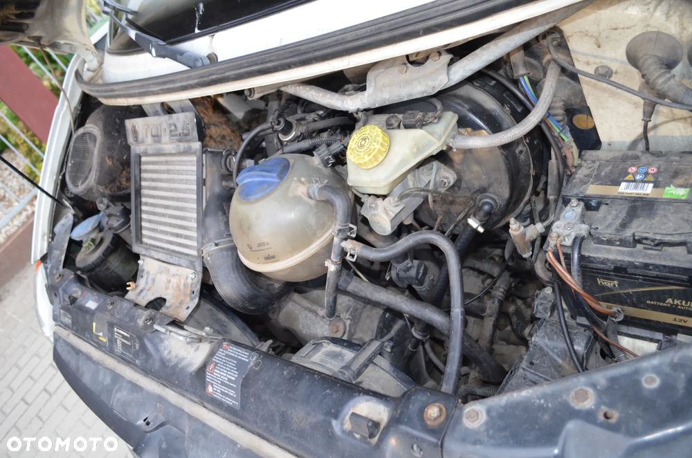 Volkswagen Transporter - 18