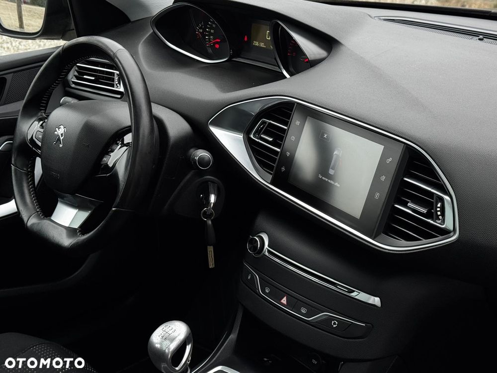 Peugeot 308 BlueHDi 150 Stop & Start Niveau 2 Business-Line - 31