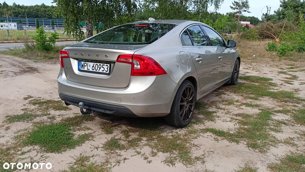 Volvo S60 - 4