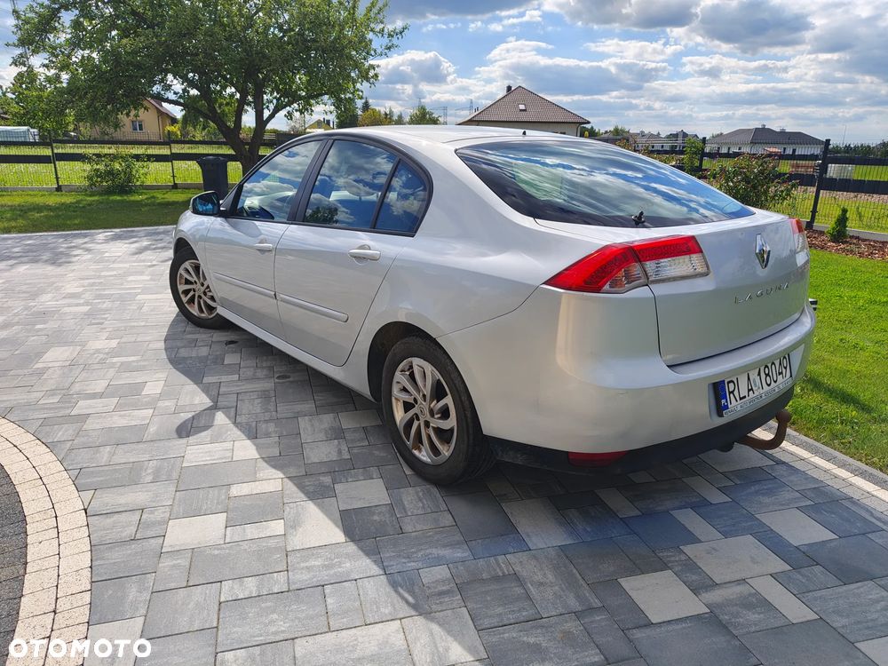 Renault Laguna - 8