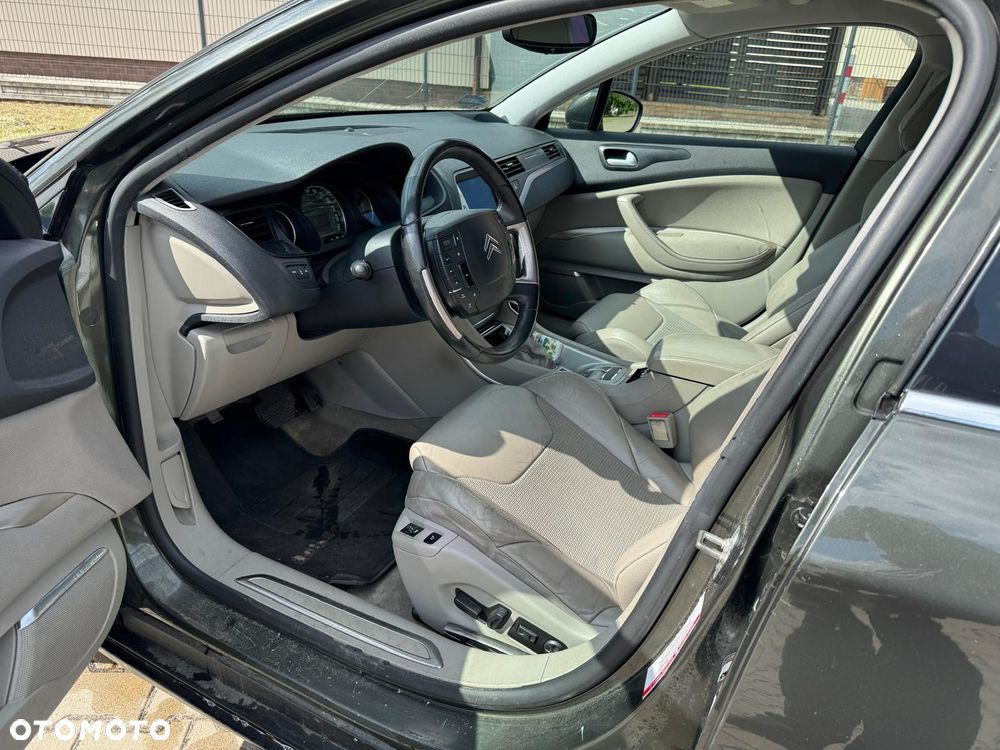 Citroën C5 2.7 HDi V6 Exclusive - 2