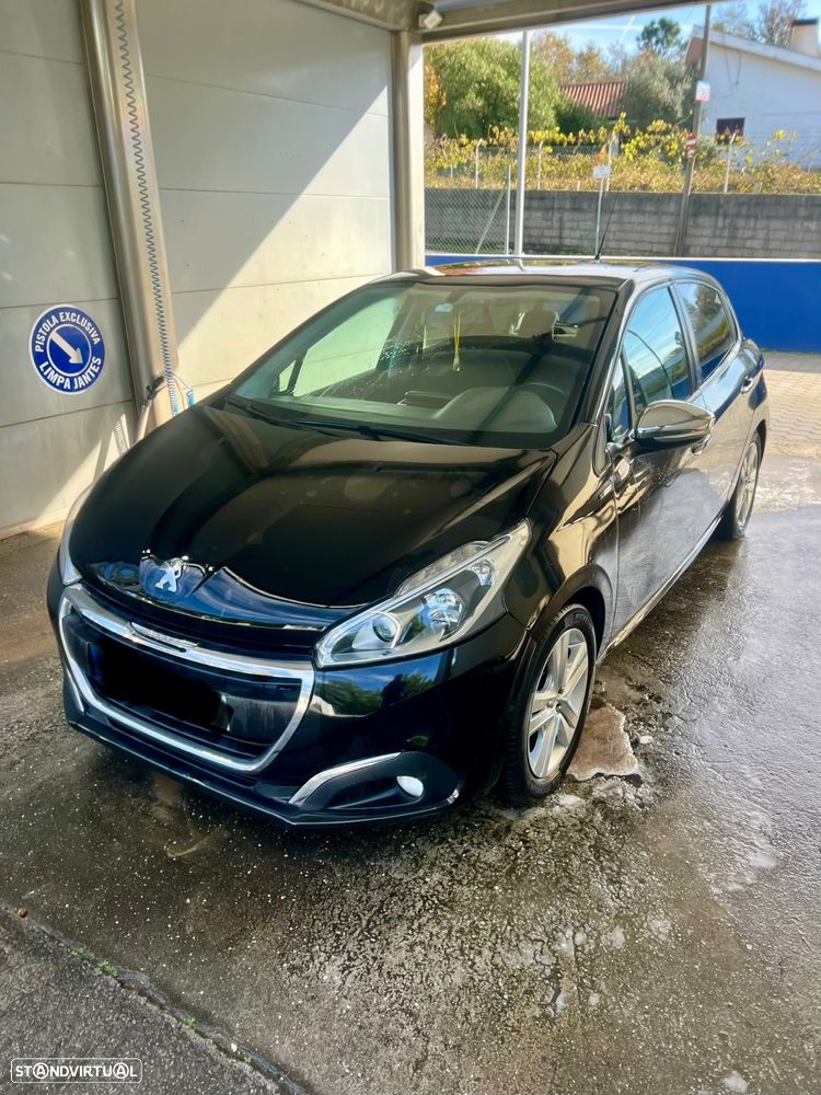 Peugeot 208 1.2 PureTech Style - 20