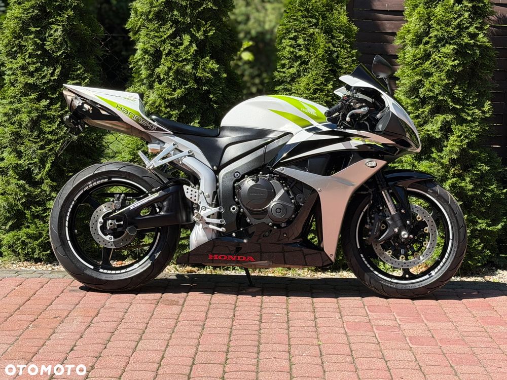 Honda CBR - 3