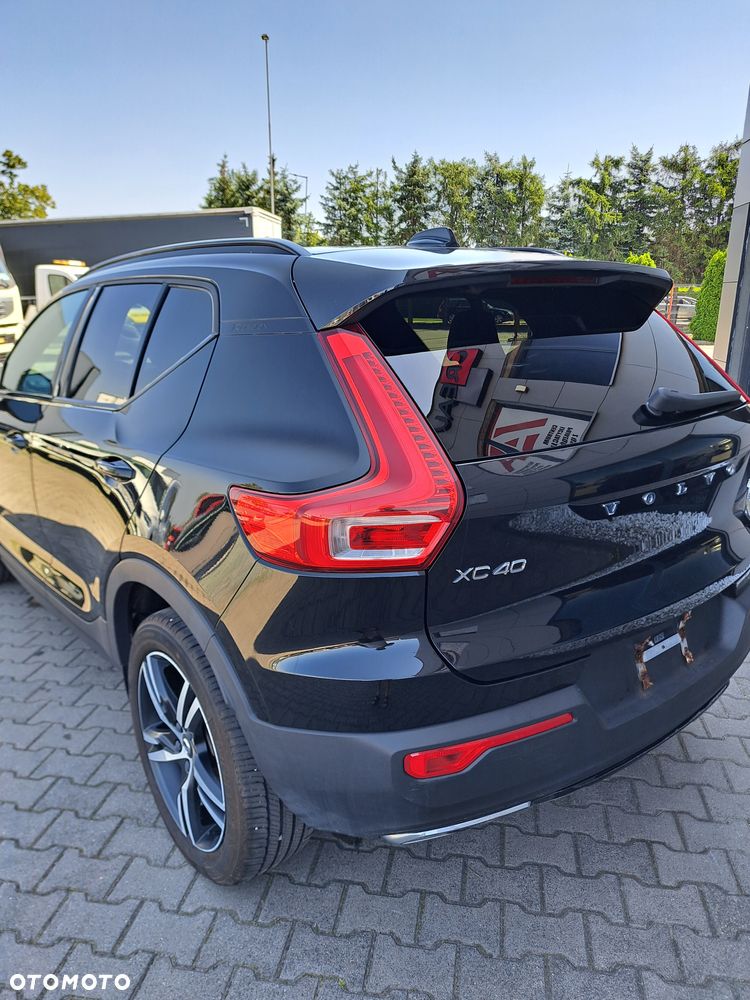 Volvo XC 40 T5 AWD Geartronic R-Design - 8